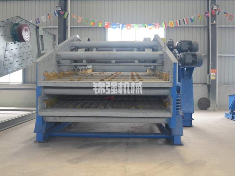 石子破碎機(jī)整套設(shè)備價(jià)格多少錢(qián)?石頭破碎機(jī)設(shè)備有哪些?(圖5) 石子破碎機(jī)整套設(shè)備價(jià)格多少錢(qián)?石頭破碎機(jī)設(shè)備有哪些?(圖5)