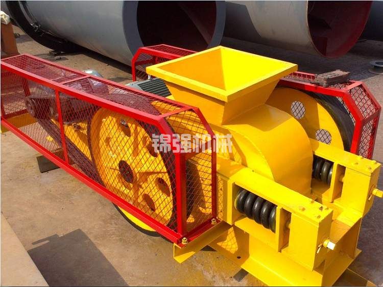 鵝卵石制砂機(jī)多少錢(圖4) 鵝卵石制砂機(jī)多少錢